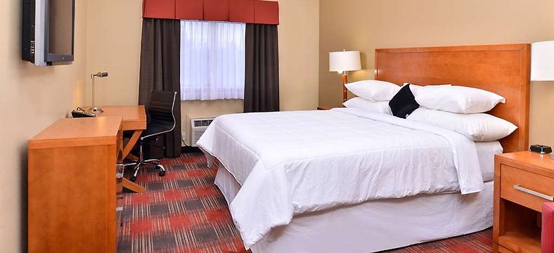 Red Lion Inn And Suites Spokane Spokane